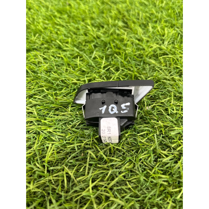 Кнопка блокировки центрального замка (электрика / кнопки) Audi Q5 8R 2012 3.2 CALB 8R1962107AV10