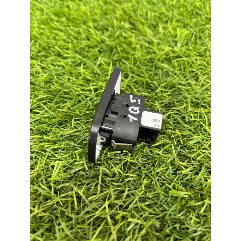 Кнопка блокировки центрального замка (электрика / кнопки) Audi Q5 8R 2012 3.2 CALB 8R1962107AV10