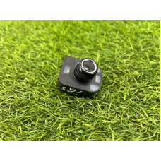 Кнопка регулировки зеркала