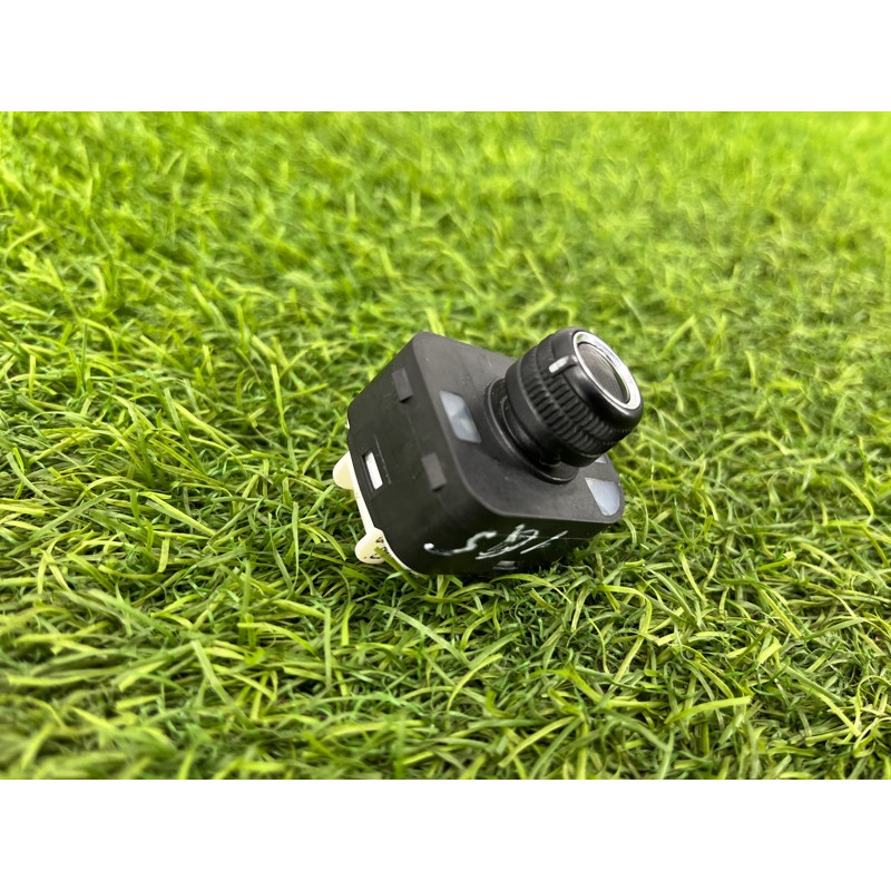 Кнопка регулировки зеркала (электрика / кнопки) Audi Q5 8R 2012 3.2 CALB 8K0959565CWEP