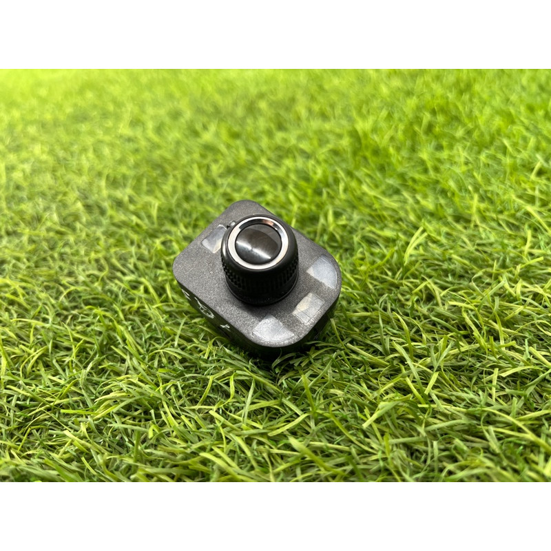 Кнопка регулировки зеркала (электрика / кнопки) Audi Q5 8R 2012 3.2 CALB 8K0959565CWEP