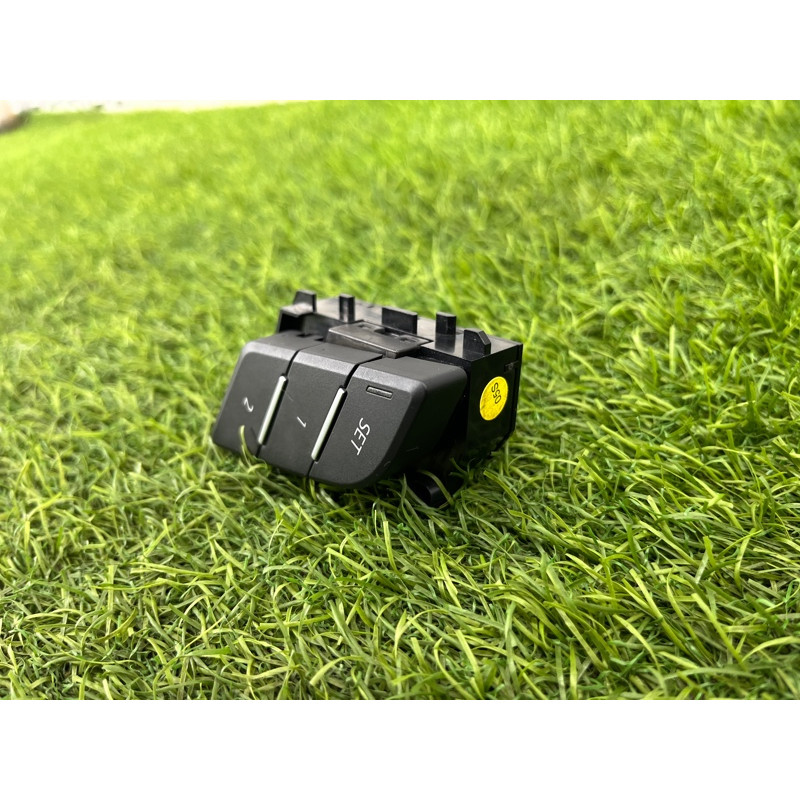 Кнопка памяти сидения (электрика / кнопки) AUDI A4 B9 2017 2.0L 8W09597695PR