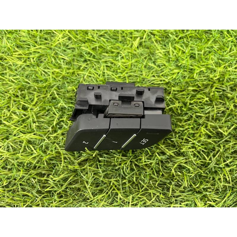 Кнопка памяти сидения (электрика / кнопки) AUDI A4 B9 2017 2.0L 8W09597695PR