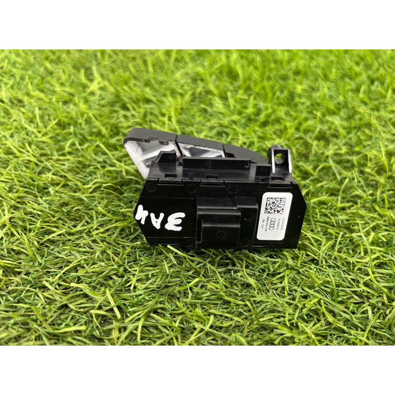 Кнопка памяти сидения (электрика / кнопки) AUDI A4 B9 2017 2.0L 8W09597695PR