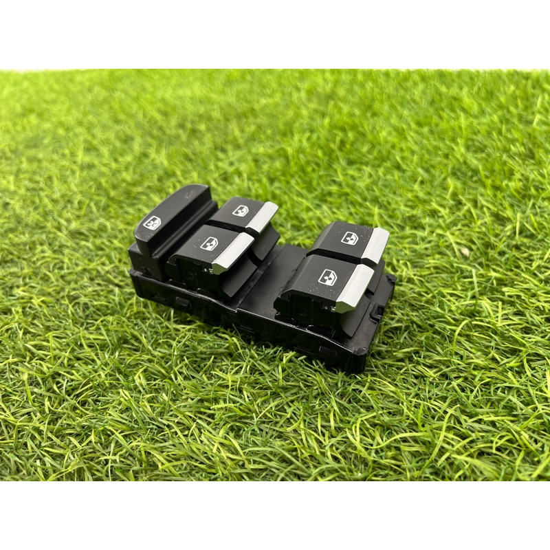 Блок кнопок стеклоподъемников (электрика / кнопки) AUDI A4 B9 2017 2.0L 8W0959851E5PR