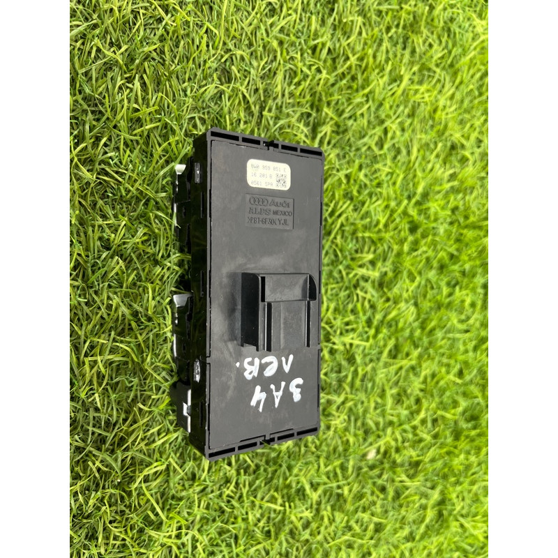 Блок кнопок стеклоподъемников (электрика / кнопки) AUDI A4 B9 2017 2.0L 8W0959851E5PR