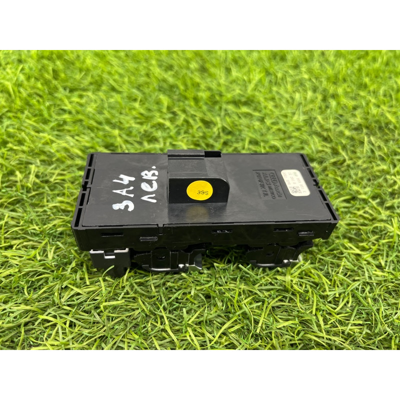 Блок кнопок стеклоподъемников (электрика / кнопки) AUDI A4 B9 2017 2.0L 8W0959851E5PR