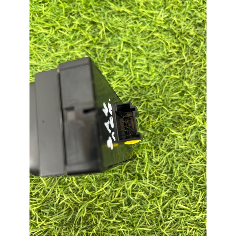 Блок кнопок стеклоподъемников (электрика / кнопки) AUDI A4 B9 2017 2.0L 8W0959851E5PR