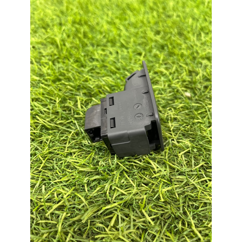 Кнопка открывания крышки багажника (электрика / кнопки) AUDI A4 B9 2017 2.0L 4M0959831A5PR