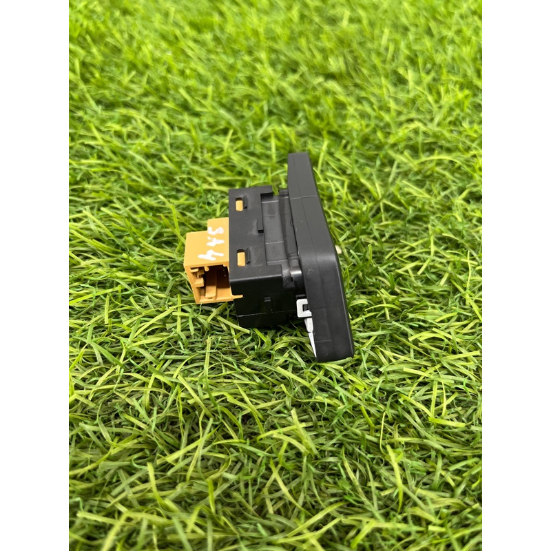 Кнопка блокировки центрального замка (электрика / кнопки) AUDI A4 B9 2017 2.0L 8W19621085PR