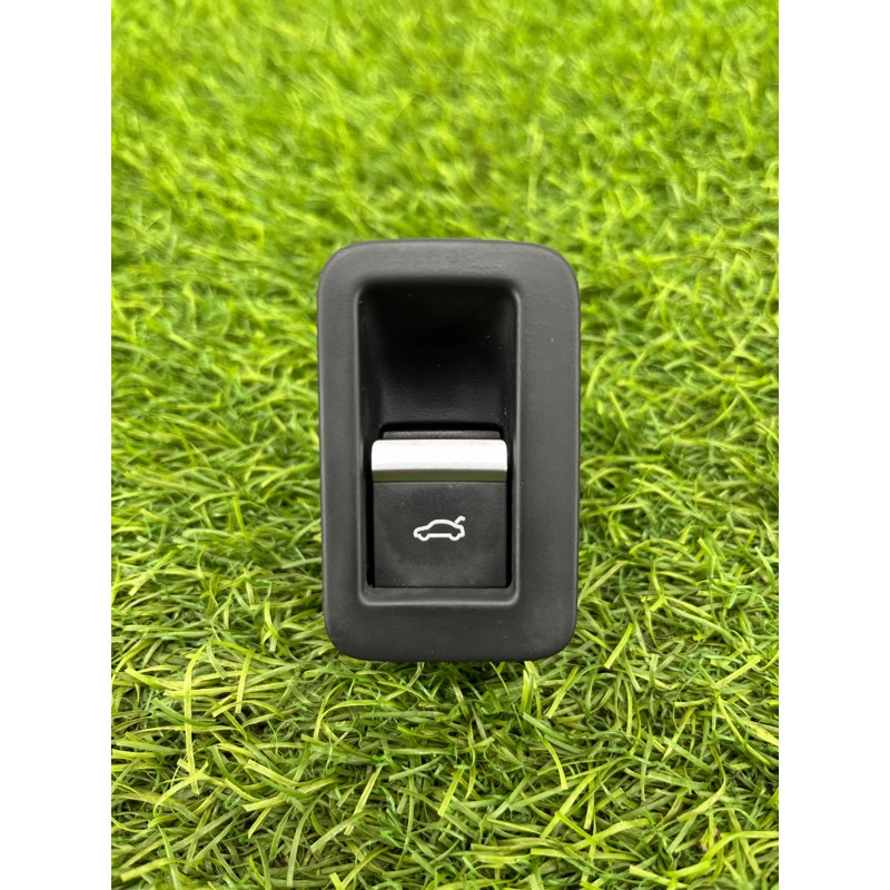 Кнопка открывания крышки багажника (электрика / кнопки) Audi A5 F5 2019 2.0 TFSI 4M0959831A5PR