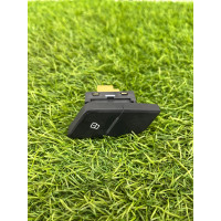 Кнопка блокировки центрального замка