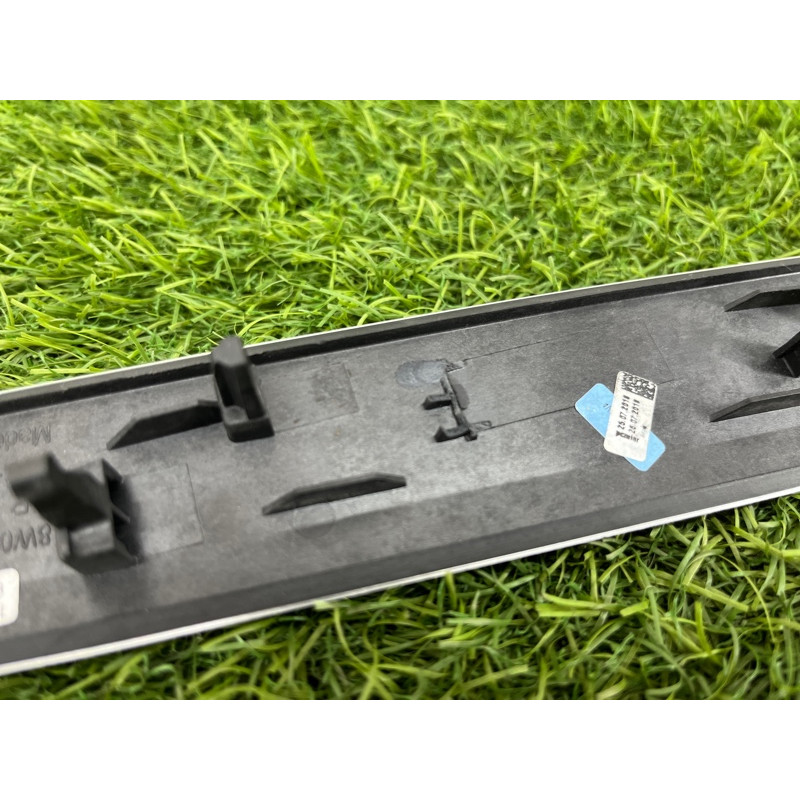 Декоративна накладка карти дверей (салон) Audi A5 F5 2019 2.0 TFSI 8W0867420A2AL