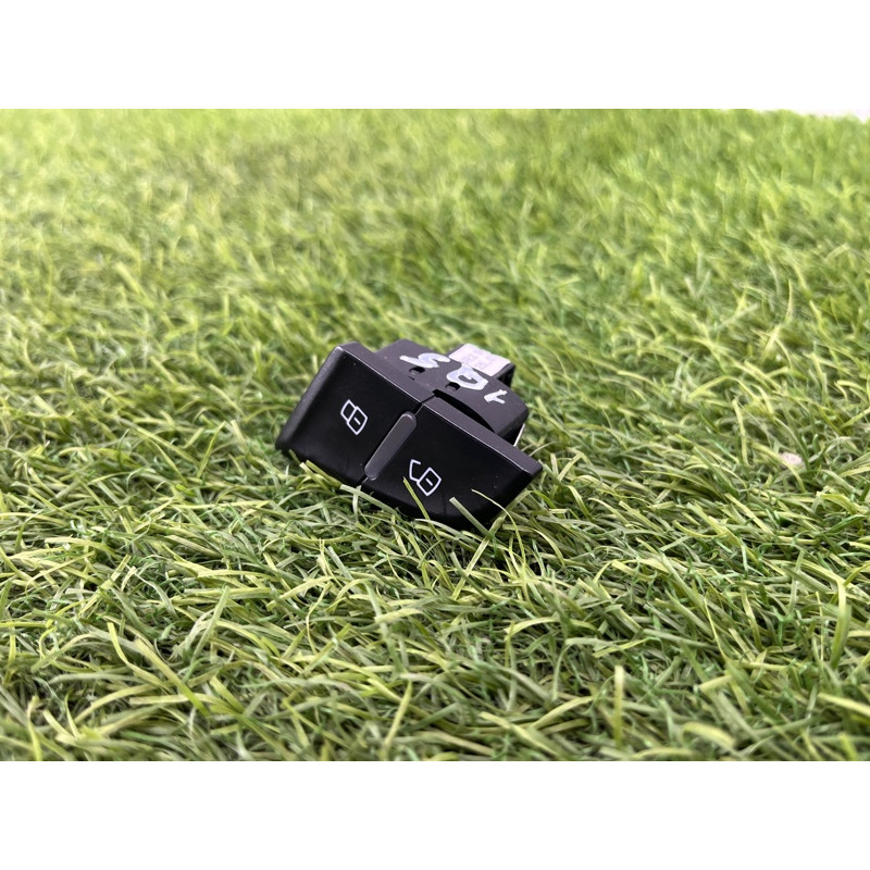 Кнопка блокировки центрального замка (электрика / кнопки) Audi Q5 8R 2012 3.2 CALB 8R2962108AV10