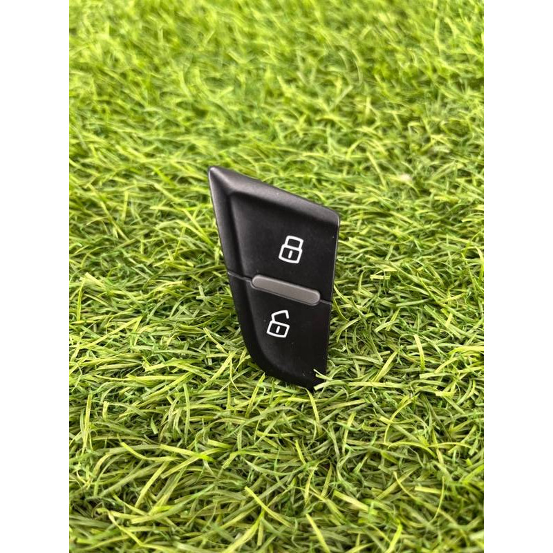 Кнопка блокировки центрального замка (электрика / кнопки) Audi Q5 8R 2012 3.2 CALB 8R2962108AV10