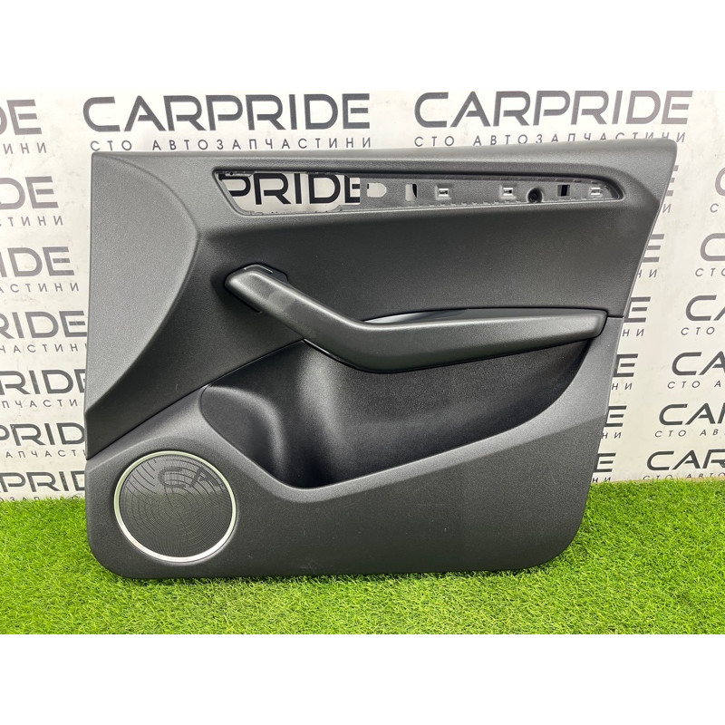 Дверная карта (салон) Audi Q5 8R 2012 3.2 CALB 8R1867104A24A