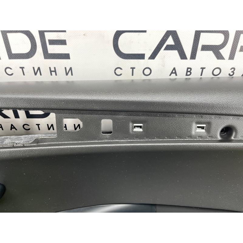 Дверная карта (салон) Audi Q5 8R 2012 3.2 CALB 8R1867104A24A