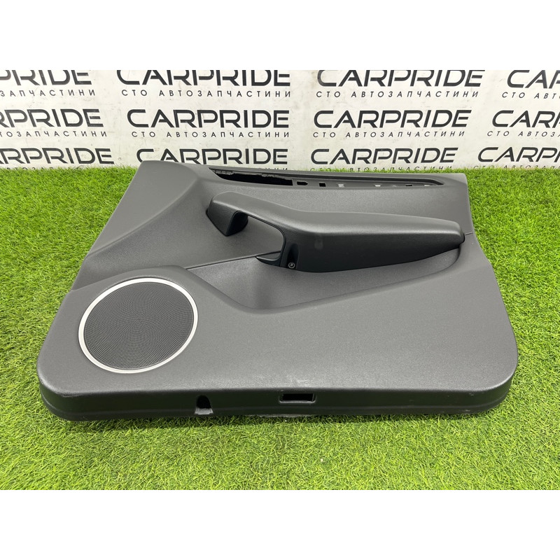 Дверная карта (салон) Audi Q5 8R 2012 3.2 CALB 8R1867104A24A