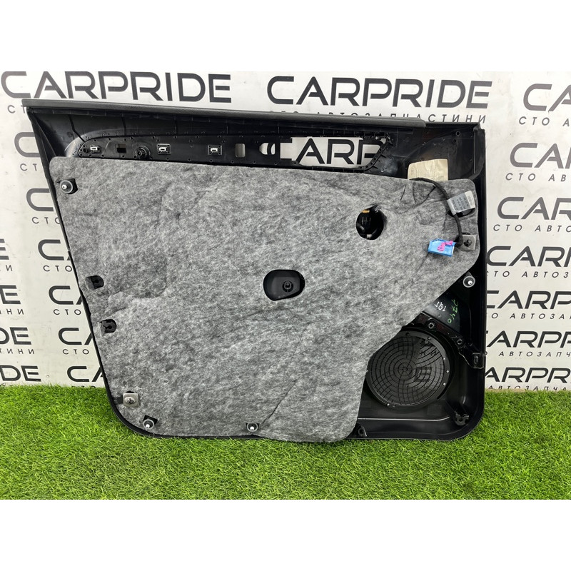 Дверная карта (салон) Audi Q5 8R 2012 3.2 CALB 8R1867104A24A