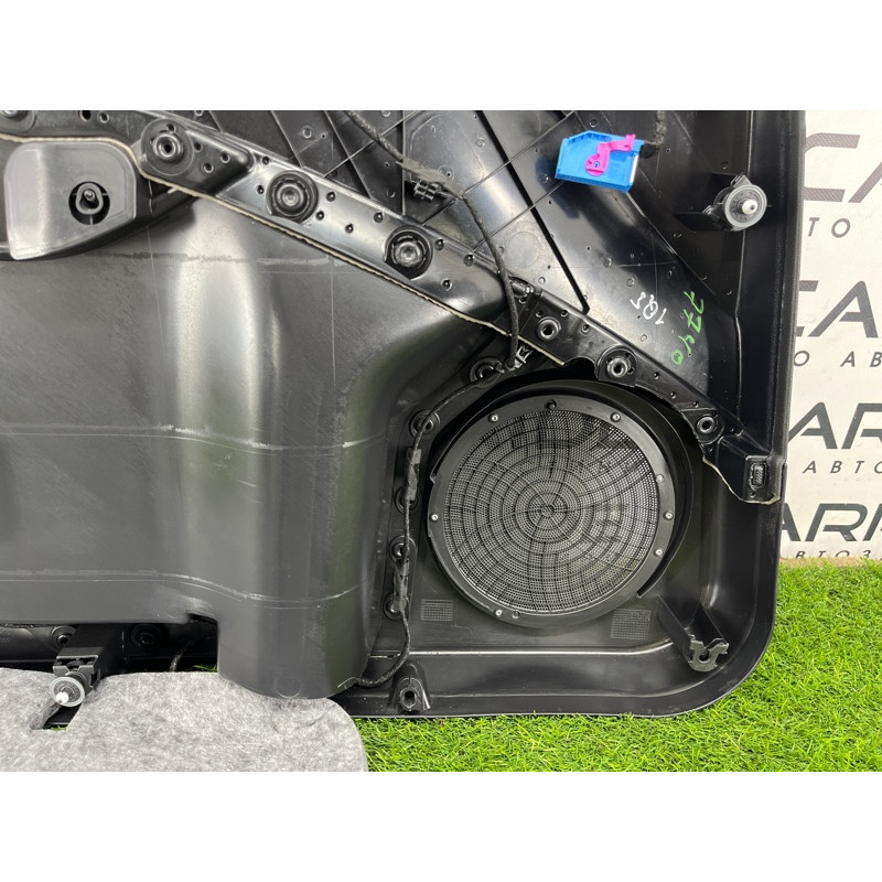 Дверная карта (салон) Audi Q5 8R 2012 3.2 CALB 8R1867104A24A