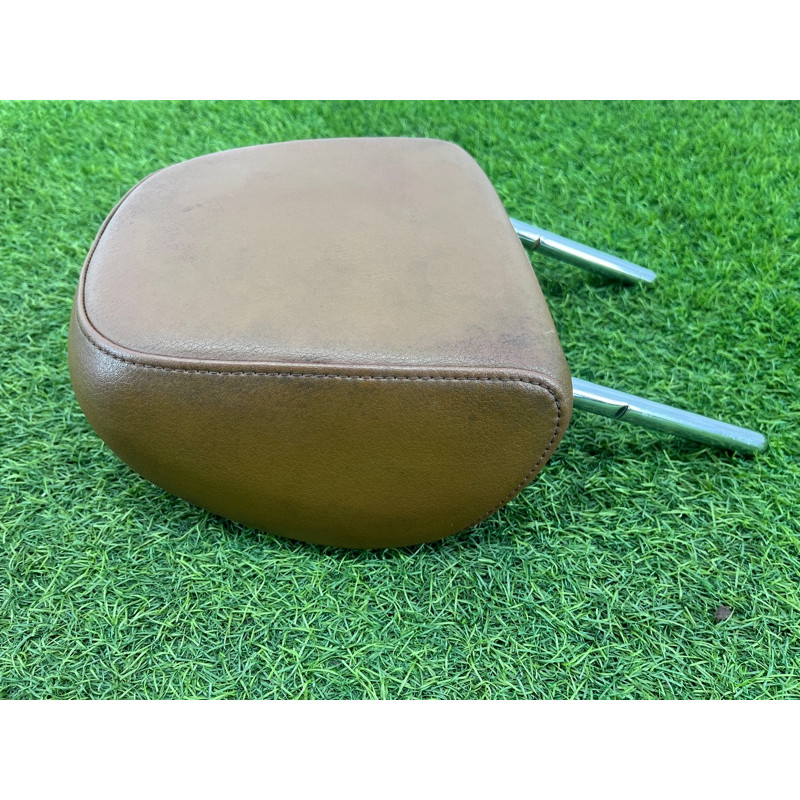 Подголовник (салон) Audi Q5 8R 2012 3.2 CALB 8K0881921B4RP