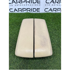 Подлокотник