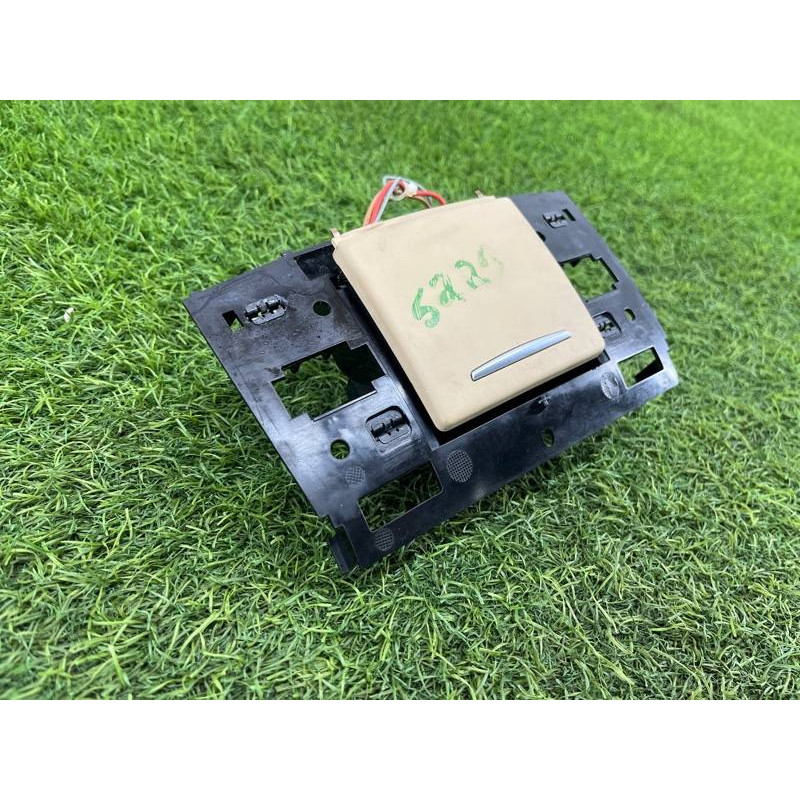 Прикуриватель (электрика) AUDI A8 D4 2011 4,2 4H0864051DBH9