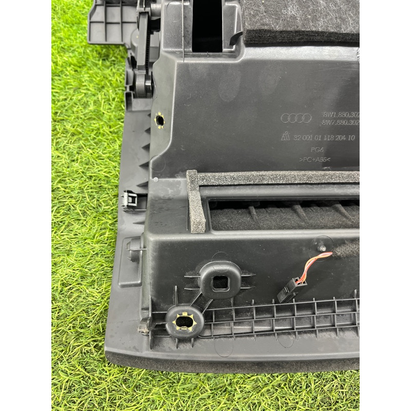 Бардачок (салон) Audi A5 F5 2019 2.0 TFSI 8W18803026PS