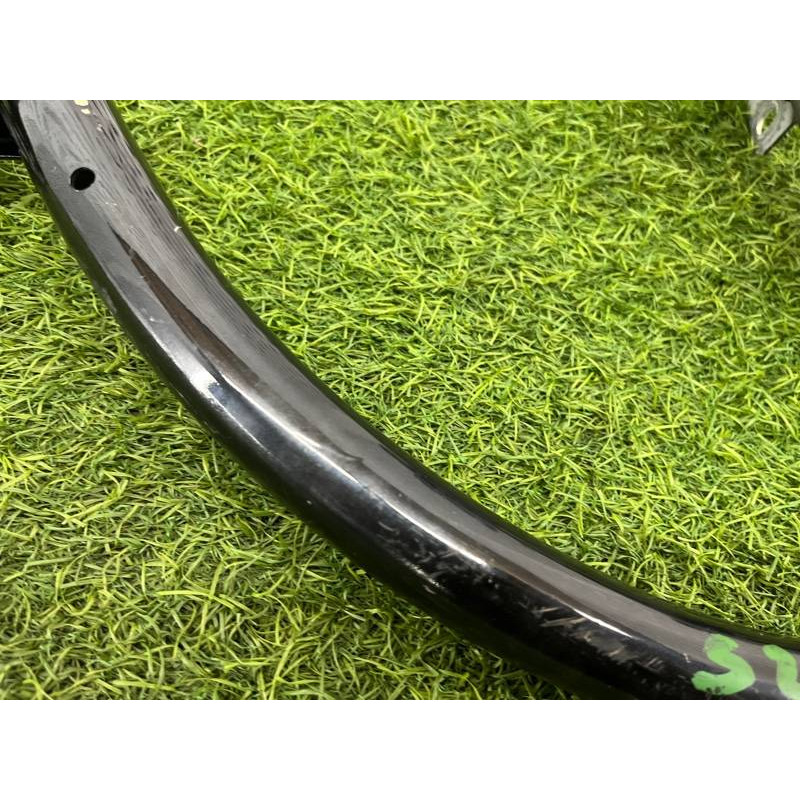 Петля багажника (кузов и элементы) AUDI A8 D4 2011 4,2 4H0827300E