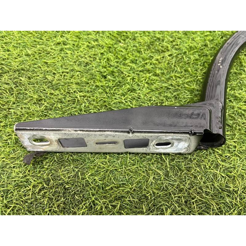 Петля багажника (кузов и элементы) AUDI A8 D4 2011 4,2 4H0827300E