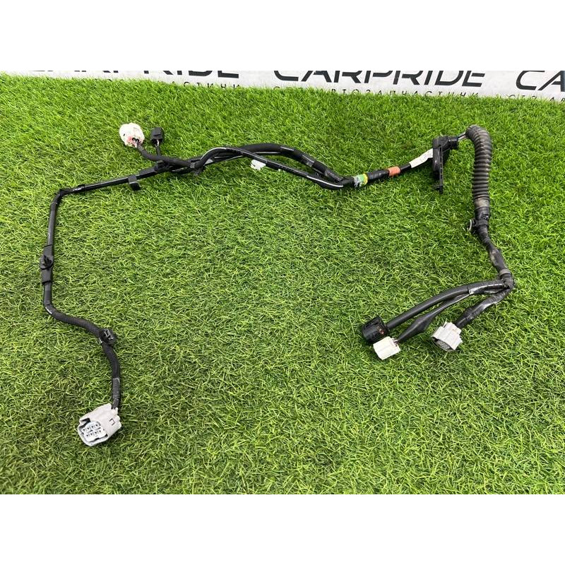 Проводка крышки багажника (электрика) Toyota Land Cruiser 200 8218960320
