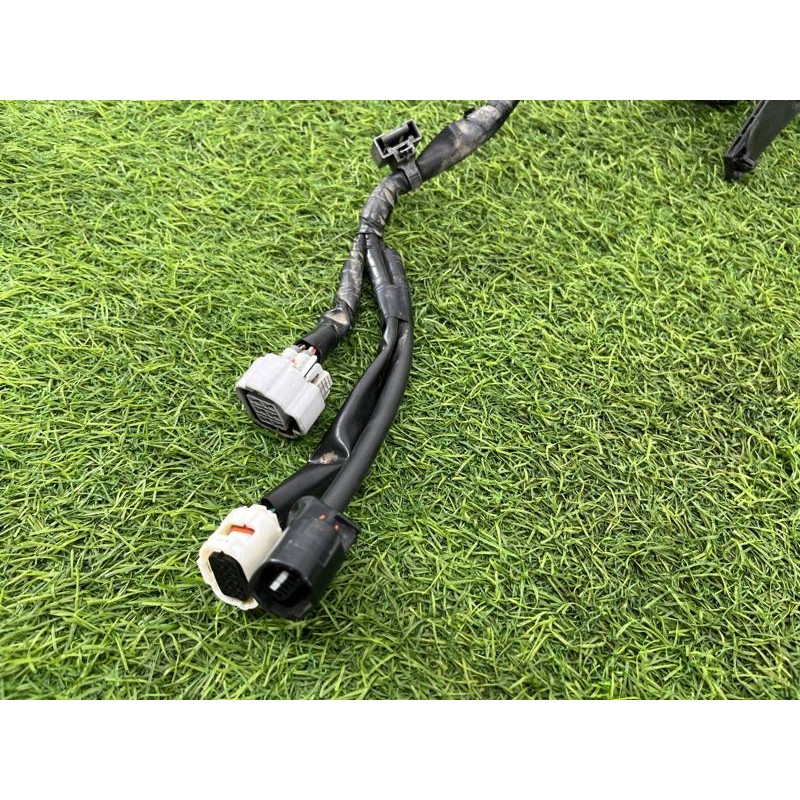 Проводка крышки багажника (электрика) Toyota Land Cruiser 200 8218960320