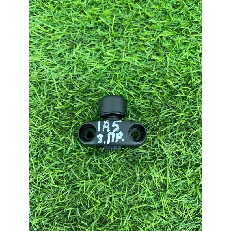 Отбойник крышки багажника (кузов и элементы) Audi A5 F5 2019 2.0 TFSI 8W9827239