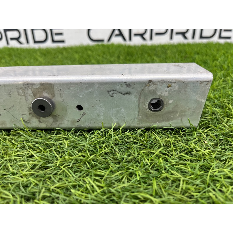 Кронштейн усилителя бампера (стекла и зеркала) AUDI A8 D4 2011 4,2 4H0806064E