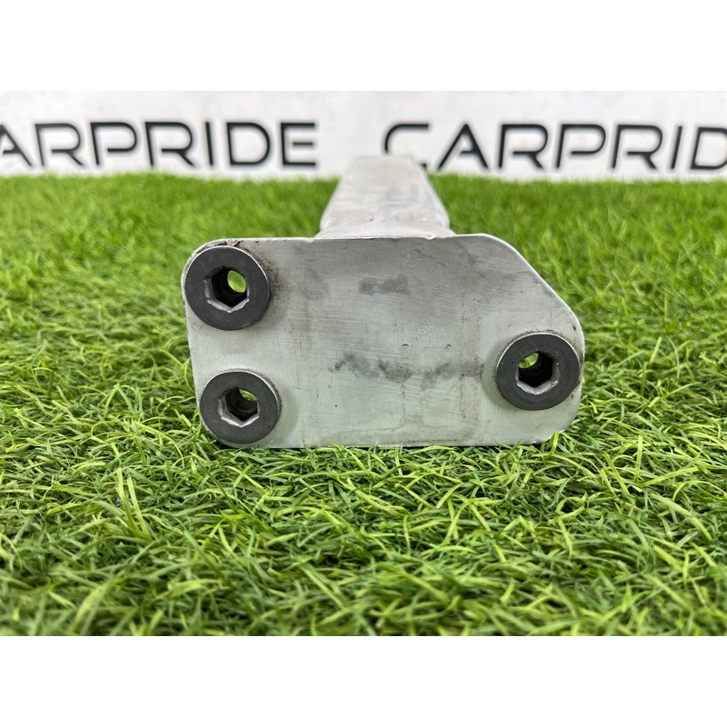 Кронштейн усилителя бампера (стекла и зеркала) AUDI A8 D4 2011 4,2 4H0806064E