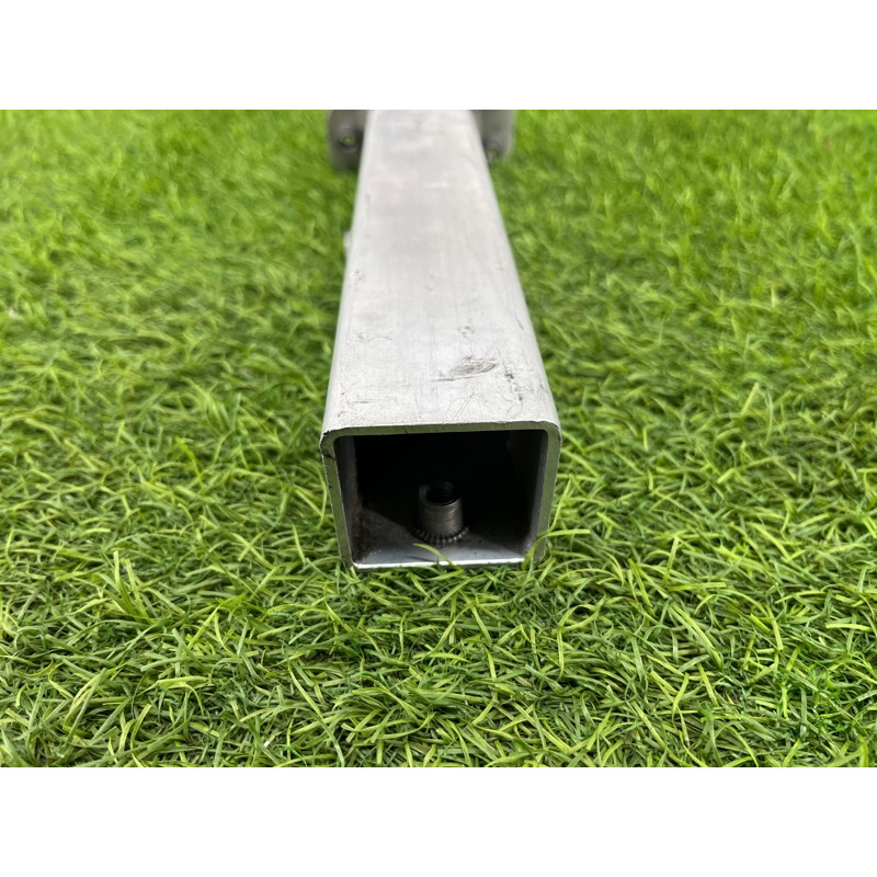 Кронштейн усилителя бампера (стекла и зеркала) AUDI A8 D4 2011 4,2 4H0806064E