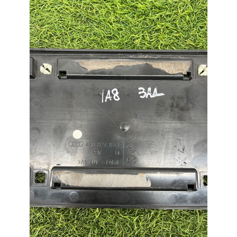 Рамка номерного знака (кузов і елементи) AUDI A8 D4 2011 4,2 4H0827113G9B9
