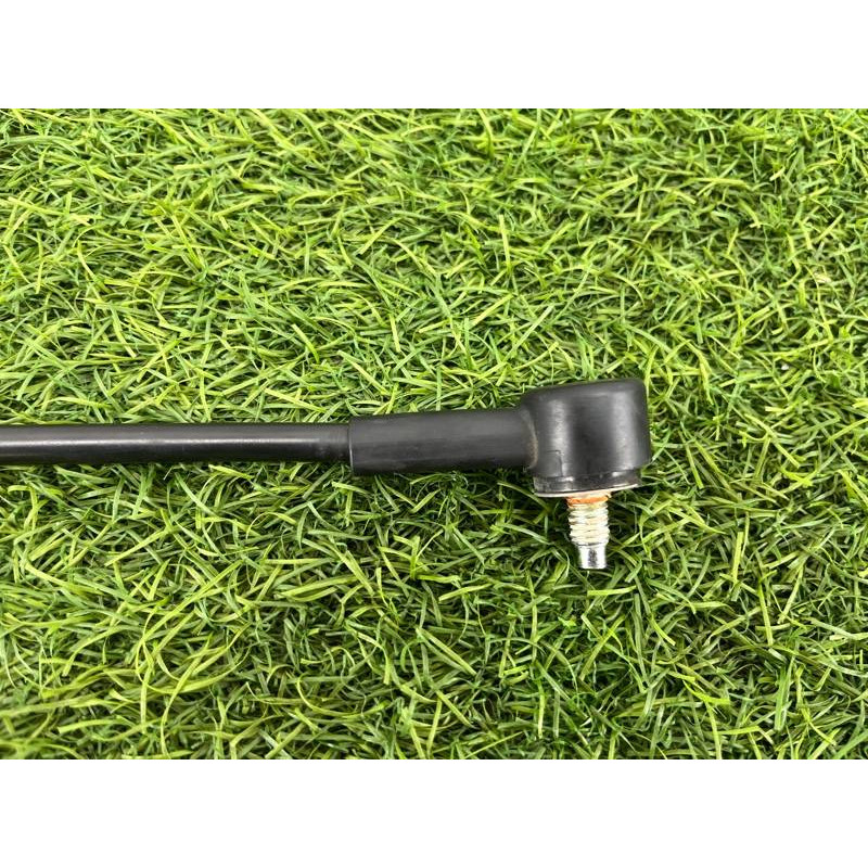 Ограничитель крышки багажника (кузов и элементы) Toyota Land Cruiser 200 2017 6570660030