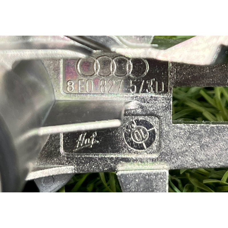 Замок багажника (кузов и элементы) AUDI A8 D4 2011 4,2 107827573AC