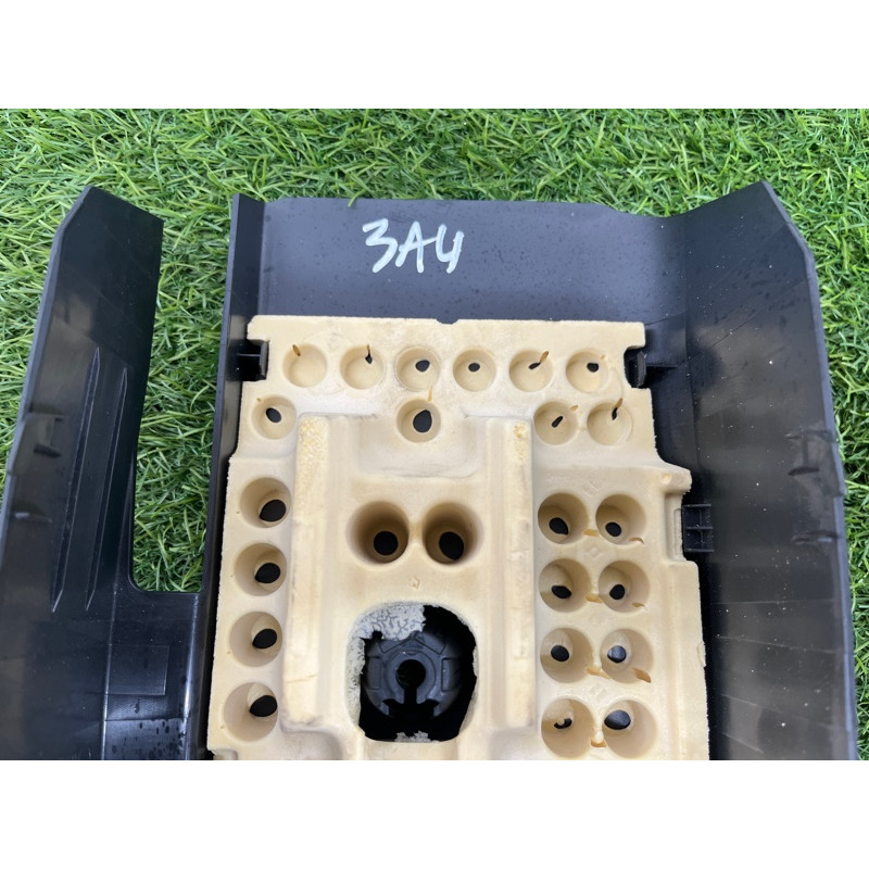 Кожух рулевой колонки нижний (салон) AUDI A4 B9 2017 2.0L 8W0953512DS2