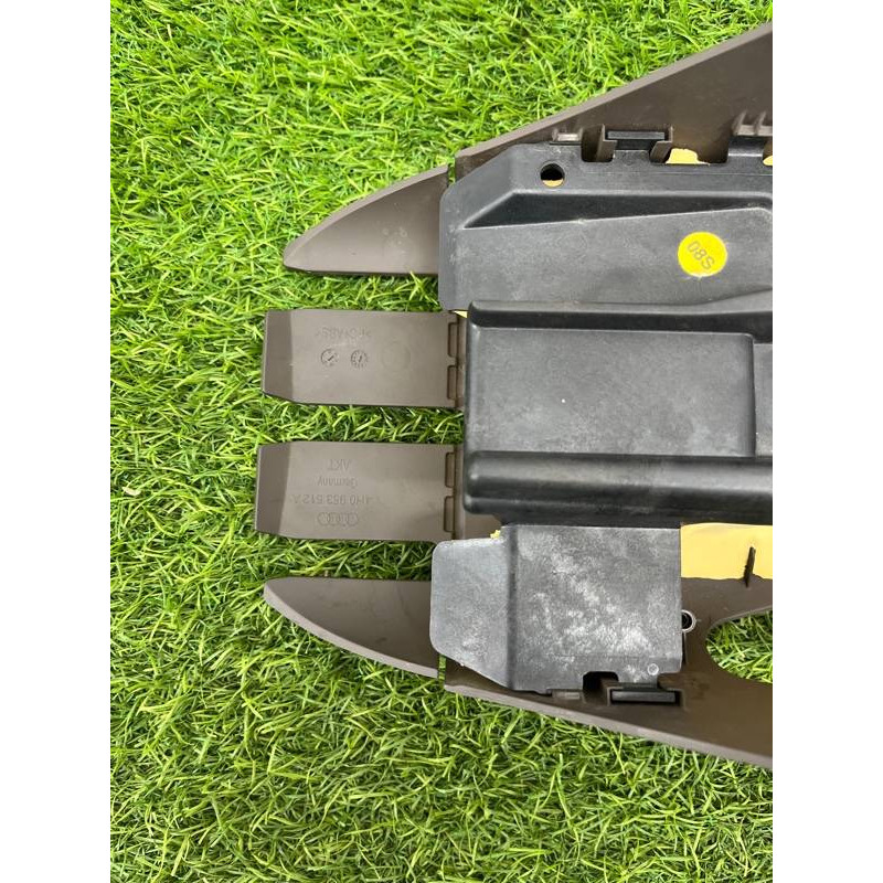 Кожух рулевой колонки нижний (салон) AUDI A8 D4 2011 4,2 4H0953512ABD6