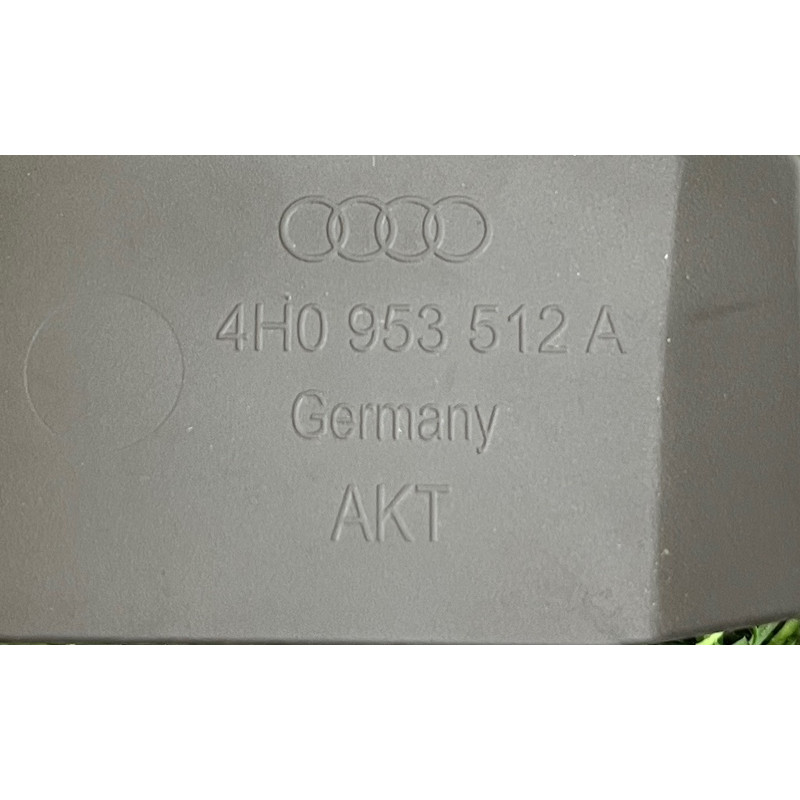 Кожух рулевой колонки нижний (салон) AUDI A8 D4 2011 4,2 4H0953512ABD6