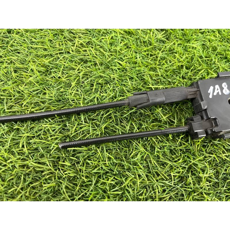 Трос замка капота (кузов і елементи) AUDI A8 D4 2011 4,2 4H0823531D