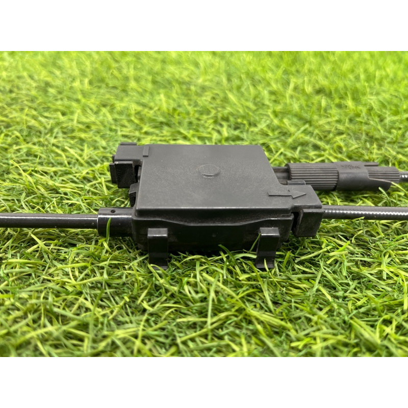 Трос замка капота (кузов і елементи) AUDI A8 D4 2011 4,2 4H0823531D