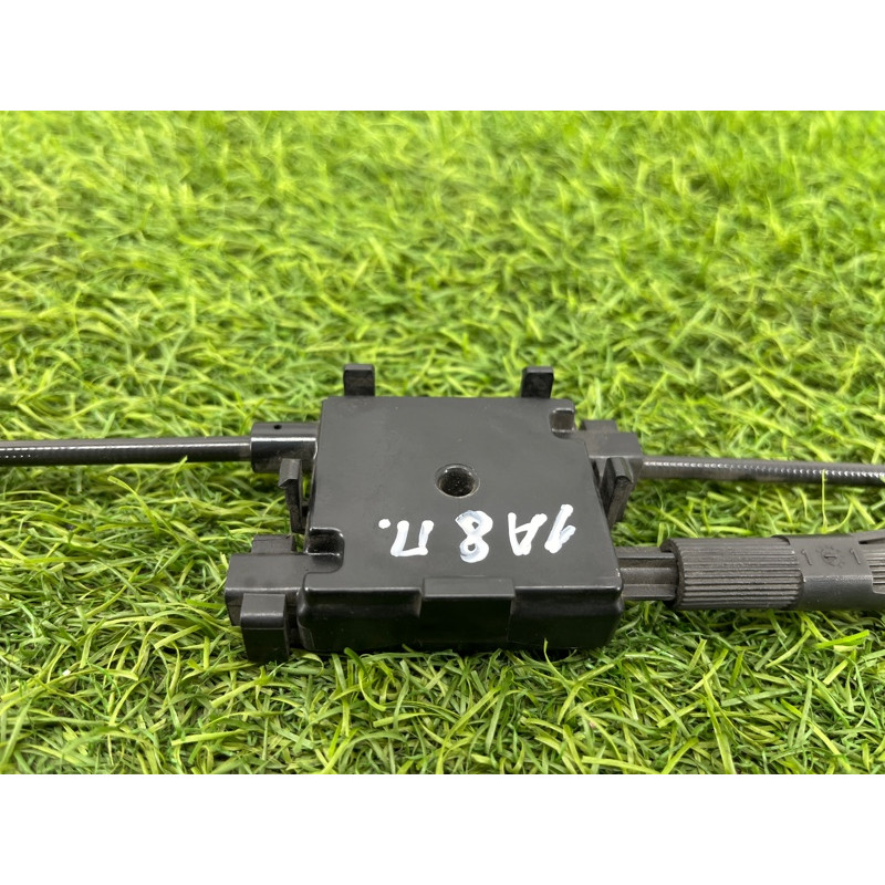 Трос замка капота (кузов і елементи) AUDI A8 D4 2011 4,2 4H0823531D