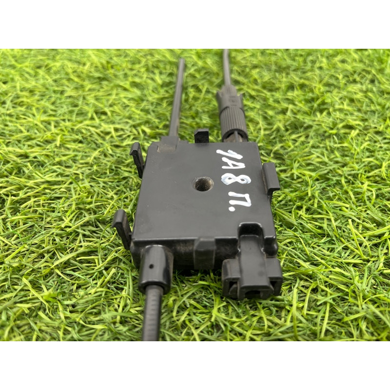 Трос замка капота (кузов і елементи) AUDI A8 D4 2011 4,2 4H0823531D