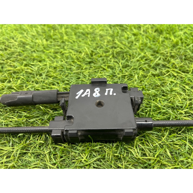 Трос замка капота (кузов і елементи) AUDI A8 D4 2011 4,2 4H0823531D