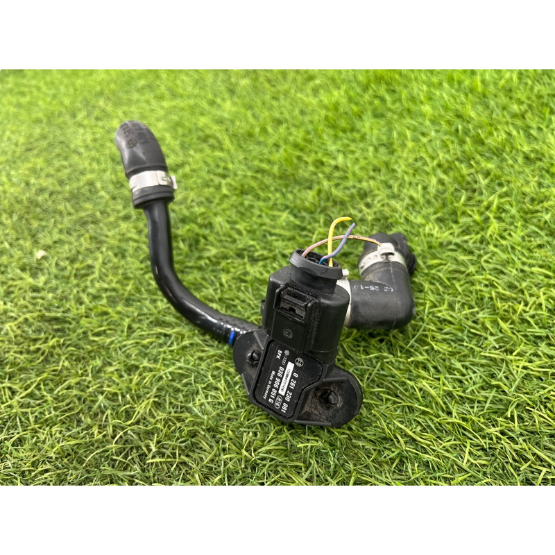 Трубка вакуумного усилителя тормозов (тормозная система) AUDI A8 D4 2011 4,2 4H1611931B