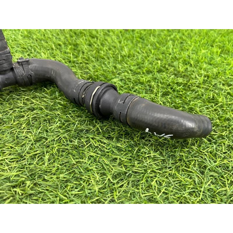 Патрубок (система охлаждения) AUDI A4 B9 2017 2.0L 8W0122449BG