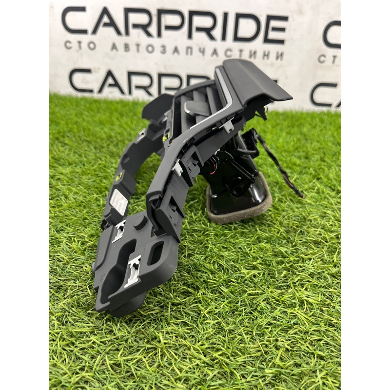 Дефлектор повітроводу (салон) Audi A5 F5 2019 2.0 TFSI 8W1820901B6PS